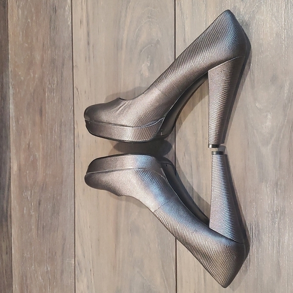 Calvin Klein Women Carley Ultra heels Platform Dress shoes sz 10M - Picture 5 of 12